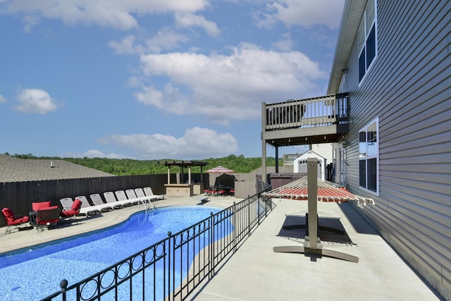 440 Spring Meadow Pkwy, Branson, MO 65616 - view of pool with a fenced backyard, a patio, and a shed