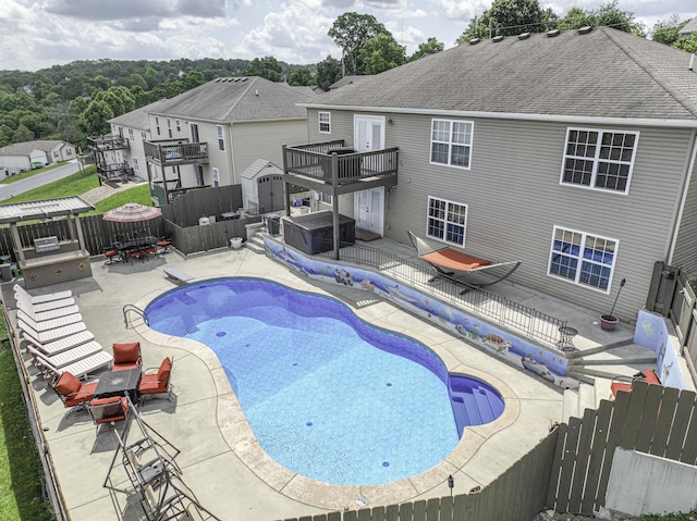 440 Spring Meadow Pkwy, Branson, MO 65616 - view of swimming pool featuring a fenced backyard, a patio, and a hot tub