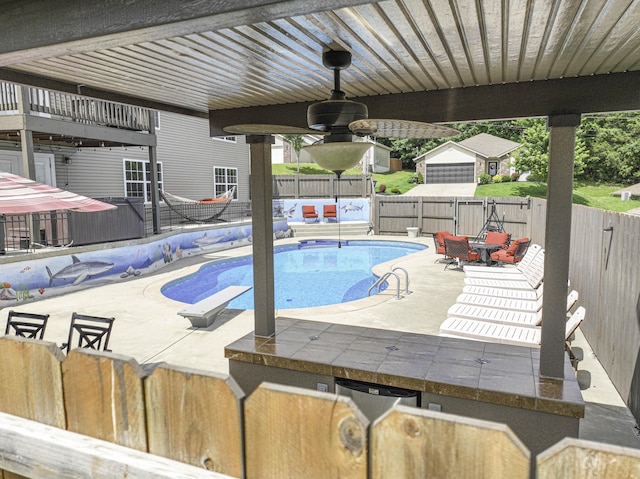 440 Spring Meadow Pkwy, Branson, MO 65616 - view of swimming pool with a fenced backyard, a patio, and outdoor dining area