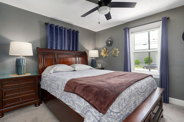 1841 E Dale St, Springfield, MO 65803 - bedroom featuring light colored carpet and a ceiling fan