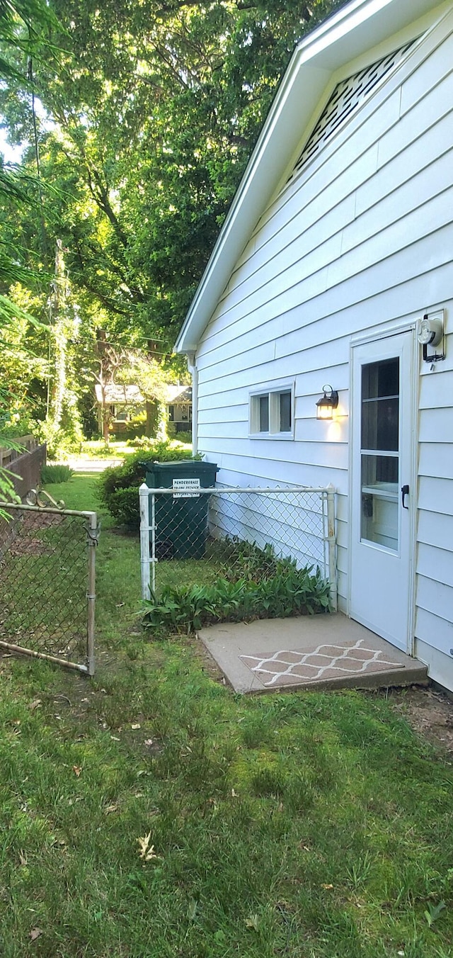 918 E Mcgee St, Springfield, MO 65807 - exterior view
