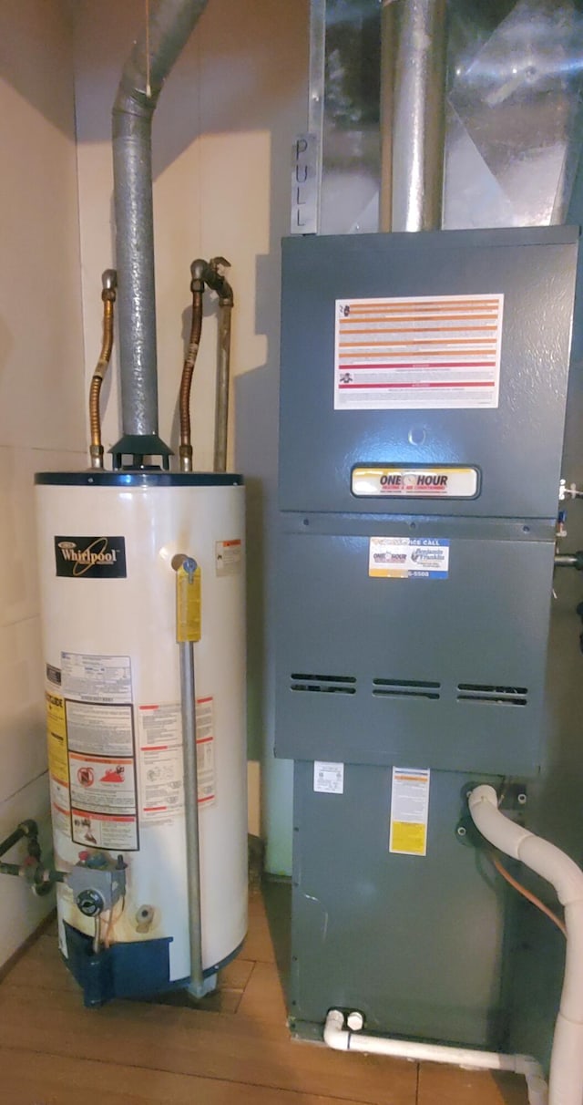 918 E Mcgee St, Springfield, MO 65807 - utilities featuring water heater and heating unit