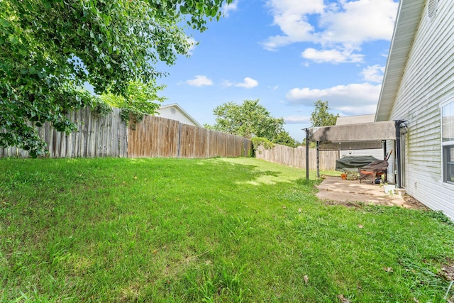 295 Deer Run Rd, Branson, MO 65616 - fenced backyard with a patio