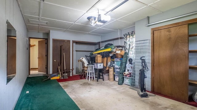 619 9th St, Thayer, MO 65791 - basement with a garage