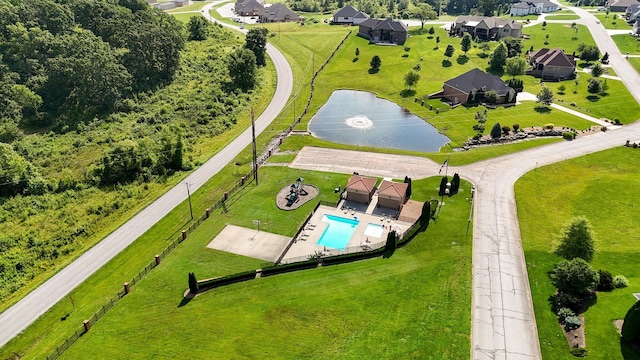 914 W Lorenza Dr, Nixa, MO 65714 - aerial view of a pool area and a large body of water