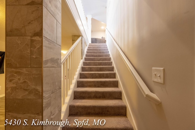 5430 S Kimbrough Ave, Springfield, MO 65810 - view of stairs