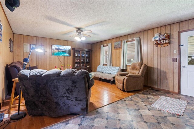 6472 Cass Rd, Hartville, MO 65667 - photo 22