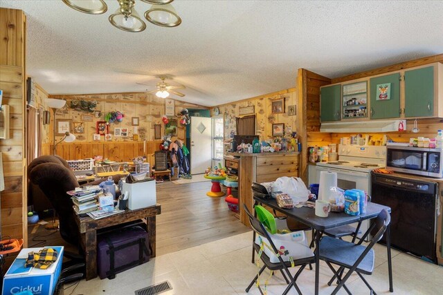 6472 Cass Rd, Hartville, MO 65667 - photo 53