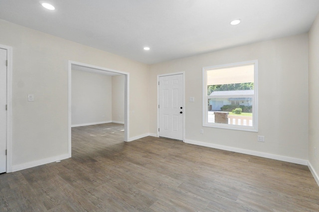 2131 N Pickwick Ave, Springfield, MO 65803 - foyer entrance with wood finished floors and recessed lighting