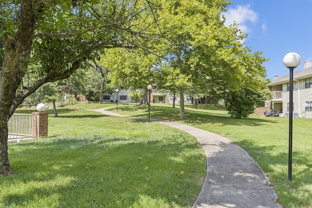 350 Wildwood Dr S Unit 31, Branson, MO 65616 - view of community with a yard