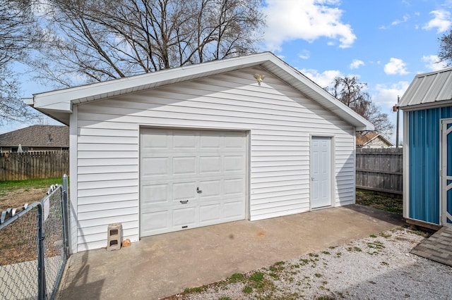 105 W Oak St, Nixa, MO 65714 - view of detached garage