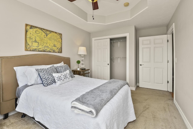 180 Grace Chapel Rd Unit 220, Blue Eye, MO 65611 - bedroom with carpet flooring, a closet, and ceiling fan