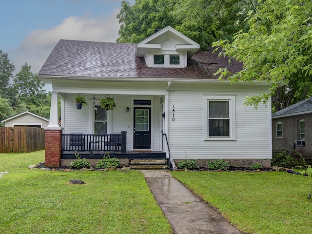 1510 E Mcdaniel St, Springfield, MO 65802 - bungalow featuring a porch and a shingled roof