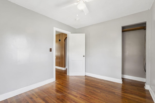 1524 S Thelma Ave, Springfield, MO 65807 - unfurnished bedroom featuring wood finished floors, a closet, and a ceiling fan