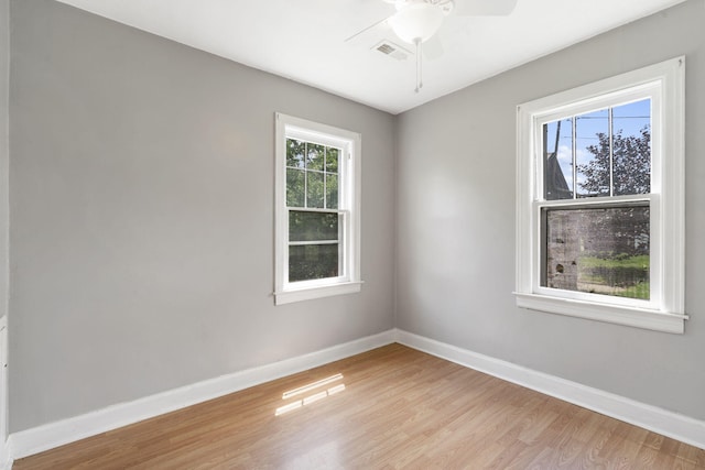 1524 S Thelma Ave, Springfield, MO 65807 - empty room featuring light wood finished floors and ceiling fan