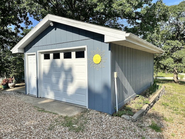25795 Canyon Dr, Hermitage, MO 65668 - view of detached garage
