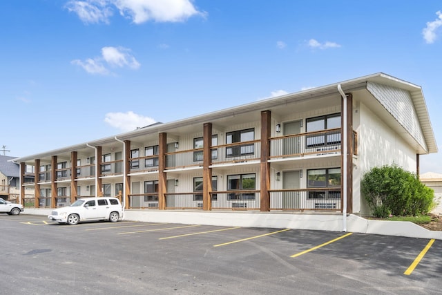 405 Veterans Blvd Unit 105, Branson, MO 65616 - view of apartment building / complex with uncovered parking