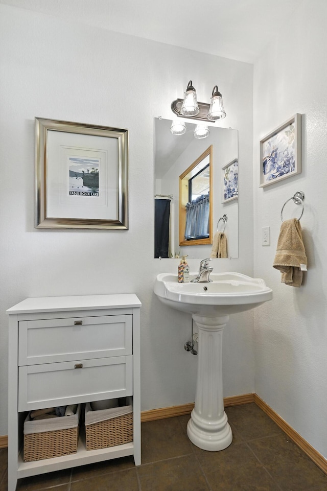 22562 Air Park Dr, Golden, MO 65658 - bathroom featuring baseboards and tile patterned flooring
