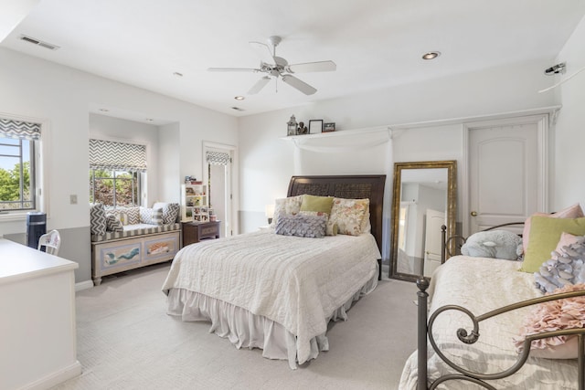 318 S Farm Rd Unit 193, Springfield, MO 65809 - bedroom featuring light carpet, recessed lighting, and ceiling fan