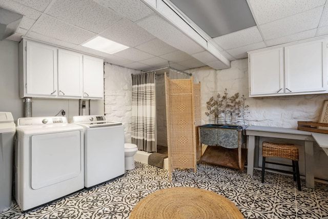 196 Lakeside Way, Forsyth, MO 65653 - washroom featuring independent washer and dryer and cabinet space