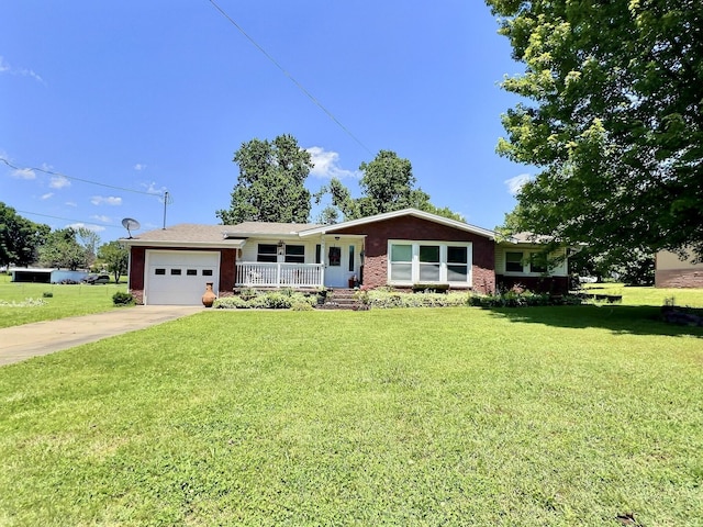 904 Hillcrest Dr, Monett, MO 65708 - photo 1