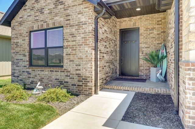 653 W Arbor Glenn Dr, Nixa, MO 65714 - entrance to property with brick siding