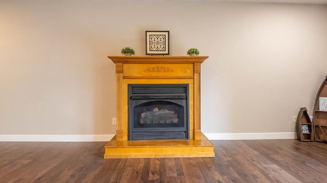 24 Oniatara Ln, Cherokee Village, AR 72529 - detailed view of a fireplace with raised hearth and wood finished floors