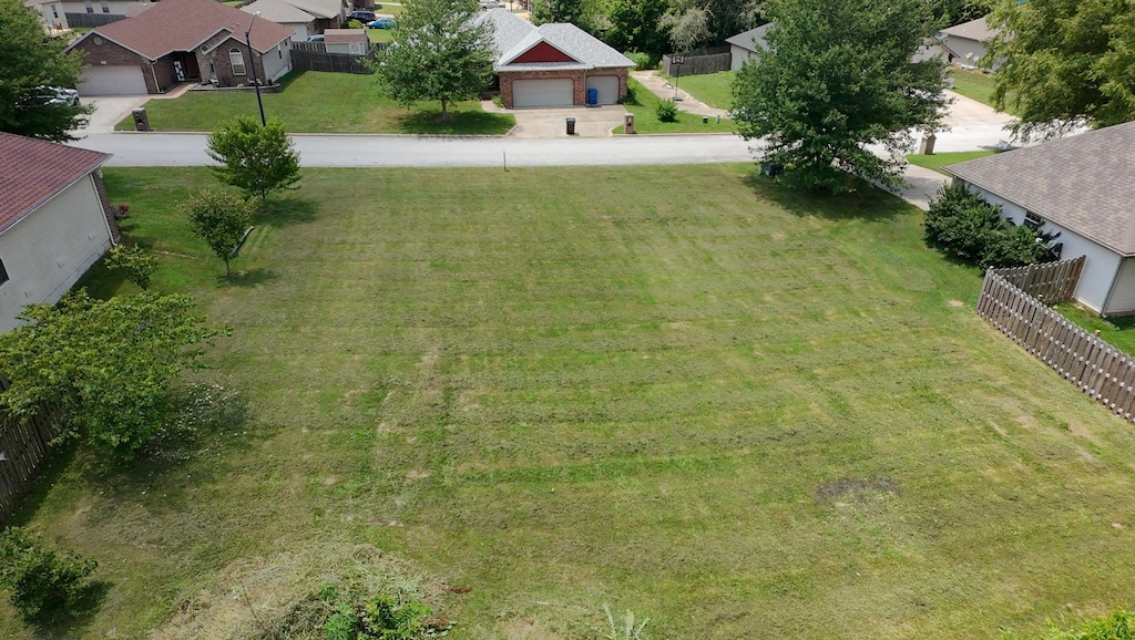 306 Park Cir, Sparta, MO 65753