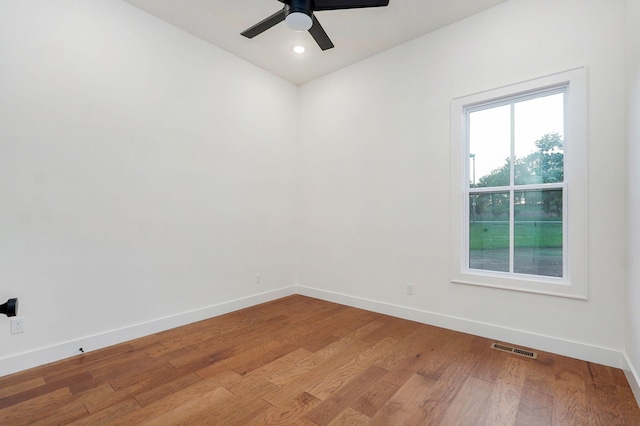 5030 E Swale Ct, Springfield, MO 65802 - spare room with light wood-type flooring, a ceiling fan, and recessed lighting