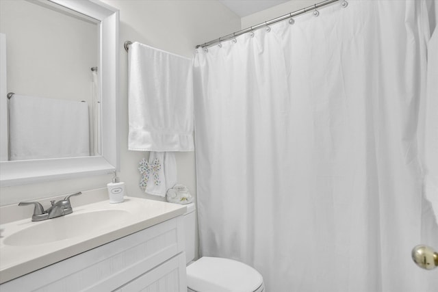 855 Birch St, Nixa, MO 65714 - bathroom with vanity and curtained shower