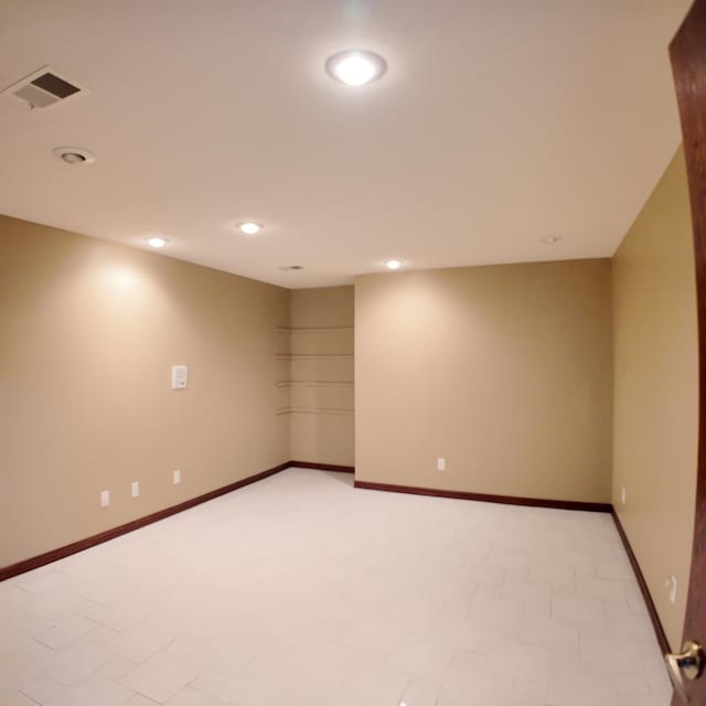 3352 W State Highway 76, Cape Fair, MO 65624 - spare room featuring recessed lighting and baseboards