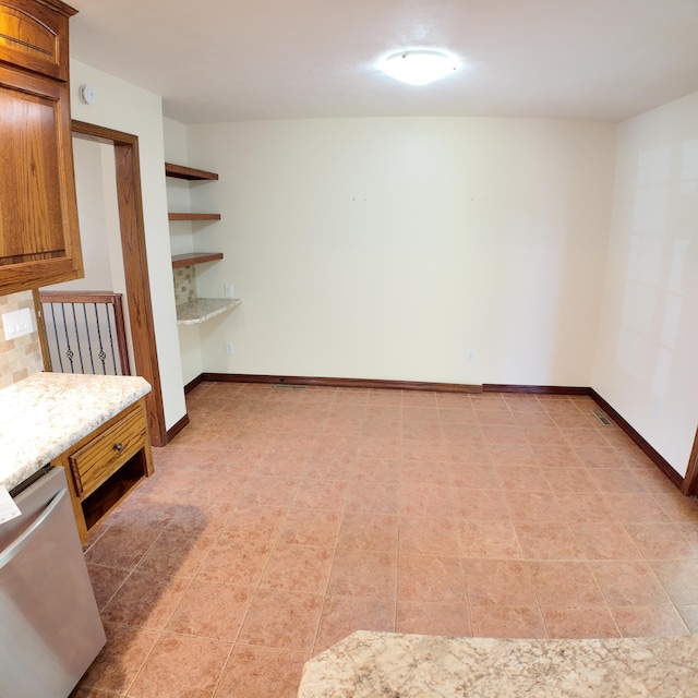 3352 W State Highway 76, Cape Fair, MO 65624 - unfurnished bedroom featuring baseboards