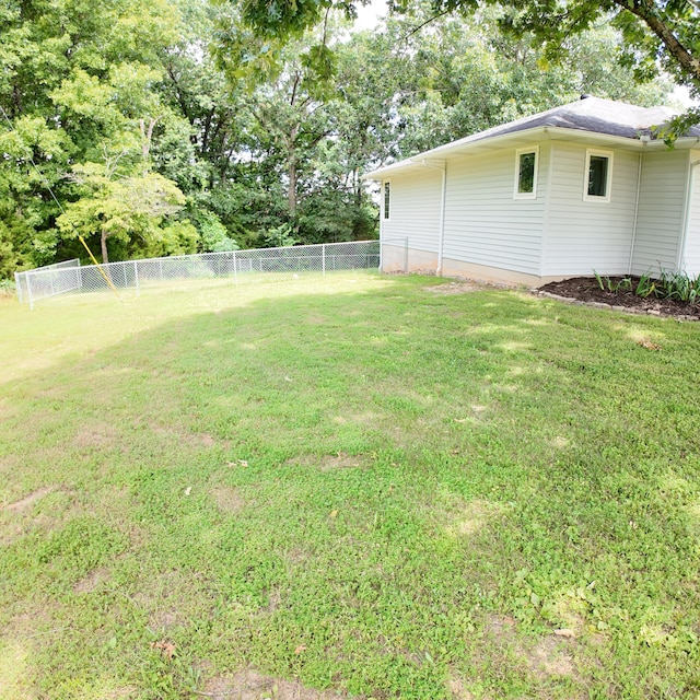 3352 W State Highway 76, Cape Fair, MO 65624 - view of fenced backyard