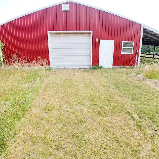 3352 W State Highway 76, Cape Fair, MO 65624 - garage with driveway and a detached garage