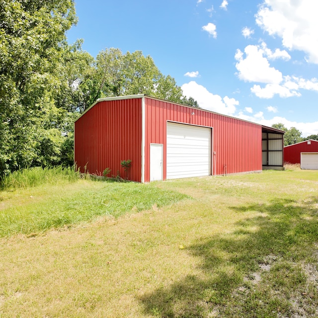 3352 W State Highway 76, Cape Fair, MO 65624 - view of pole building featuring a yard