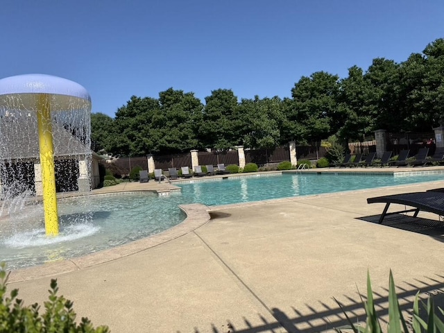 1352 N Sandy Creek Cir Unit 3, Nixa, MO 65714 - community pool with a patio area