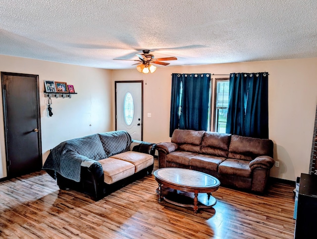 403 S Shiloh Ave, Conway, MO 65632 - photo 2