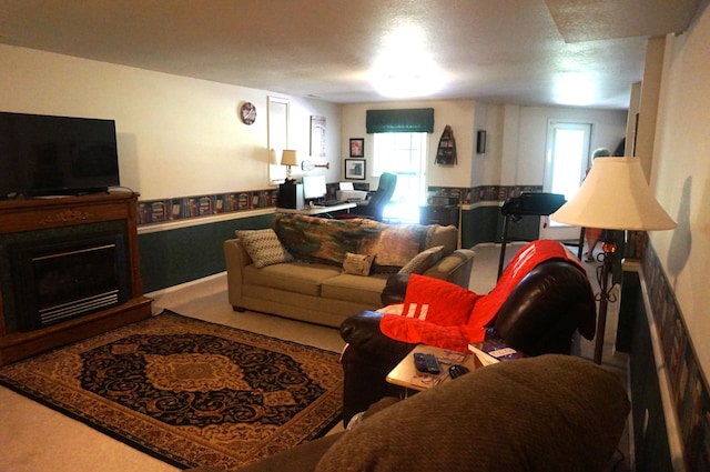 1350 Pointe Royale Dr, Branson, MO 65616 - living area featuring a fireplace with raised hearth