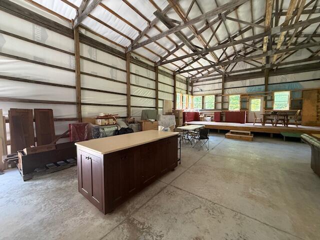 890 Bluebird Ln, Sparta, MO 65753 - view of garage