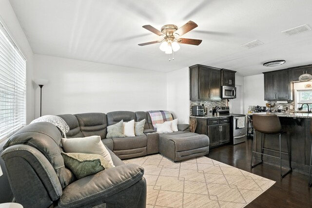 1515 Hilldale Dr, Neosho, MO 64850 - photo 8