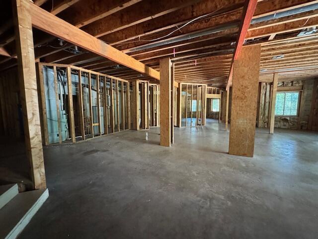 2665 W Blakey St, Springfield, MO 65810 - view of below grade area