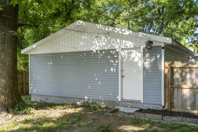 2019 N Rogers Ave, Springfield, MO 65803 - view of garage