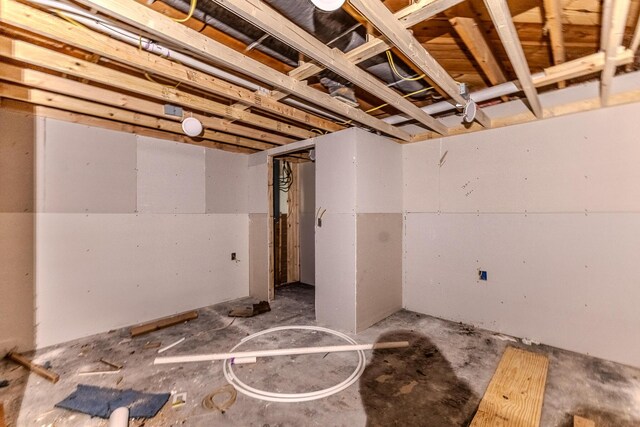 30274 State Highway Bb, Lebanon, MO 65536 - view of unfinished below grade area