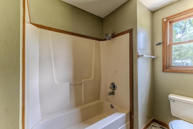 30274 State Highway Bb, Lebanon, MO 65536 - bathroom featuring shower / tub combination and a textured ceiling
