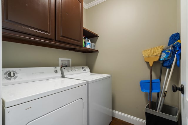 358 Spring View Pl, Reeds Spring, MO 65737 - laundry room featuring washing machine and clothes dryer, cabinet space, and ornamental molding