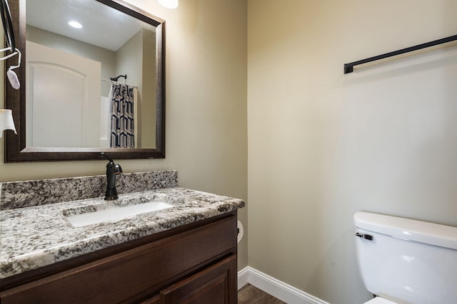 358 Spring View Pl, Reeds Spring, MO 65737 - full bath featuring vanity and wood finished floors