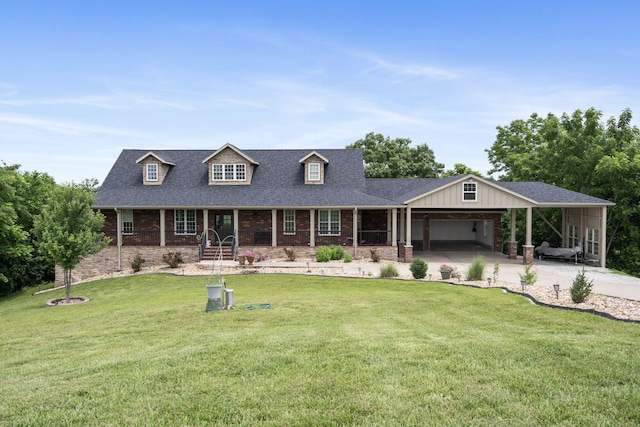 358 Spring View Pl, Reeds Spring, MO 65737 - view of front of house featuring driveway, a front lawn, an attached garage, and roof with shingles
