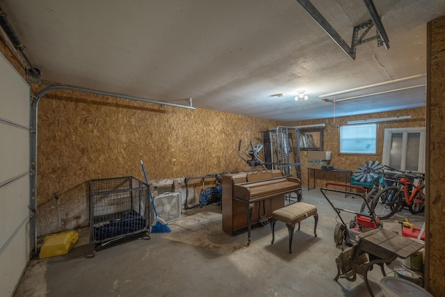 407 N Pine St, Pierce City, MO 65723 - view of garage