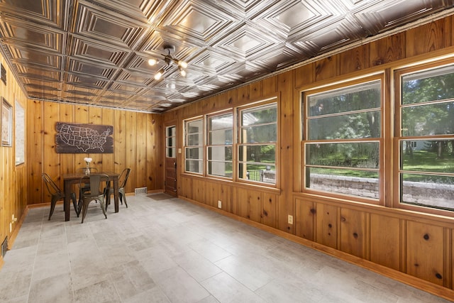 1471 E Bennett St, Springfield, MO 65804 - view of unfurnished sunroom