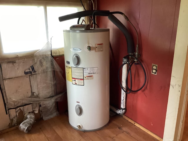 1231 W Main St, Fordland, MO 65652 - utilities with water heater